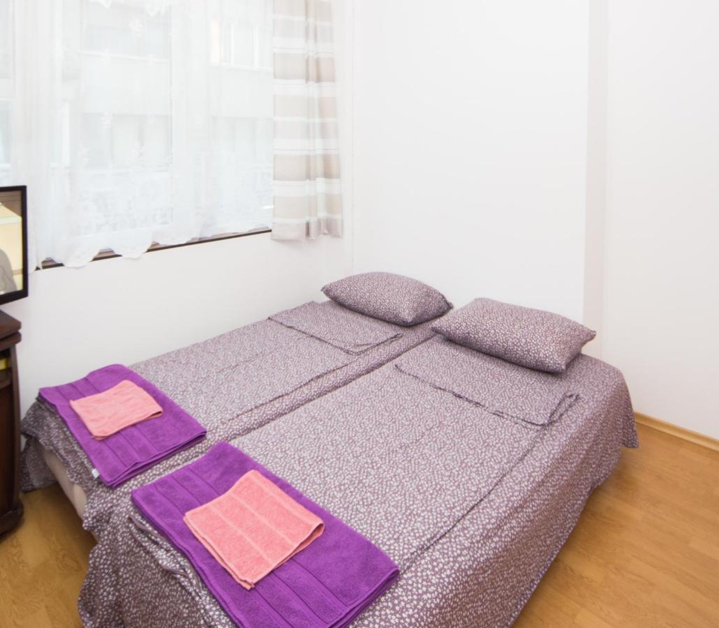 Super Center - Apartment On "Kiril & Metodi" Square بورغاس المظهر الخارجي الصورة